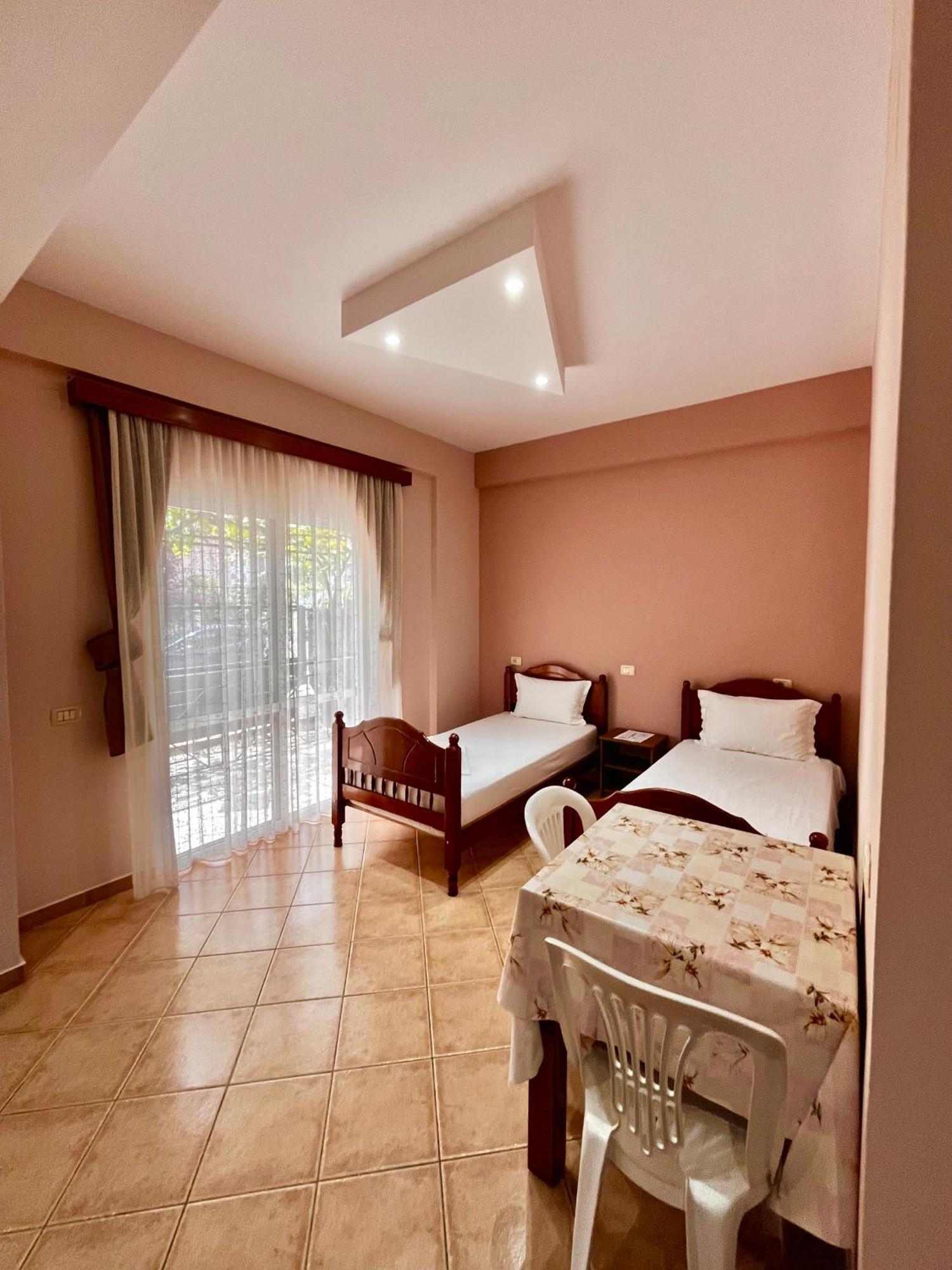 Vila Papa Durrës Extérieur photo