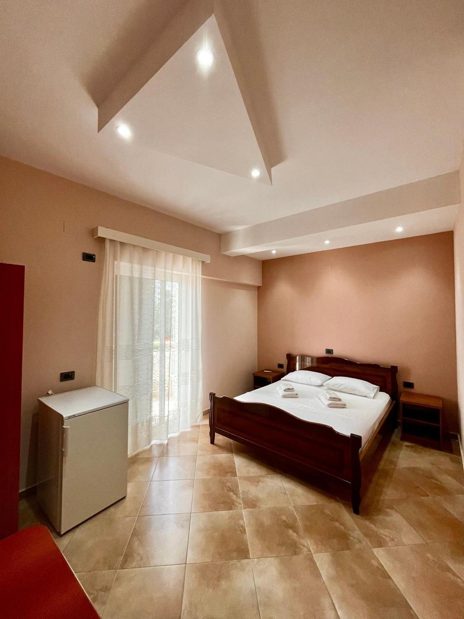 Vila Papa Durrës Extérieur photo