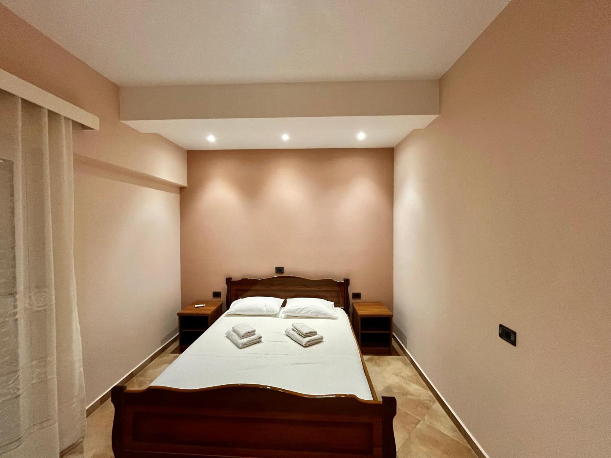 Vila Papa Durrës Extérieur photo